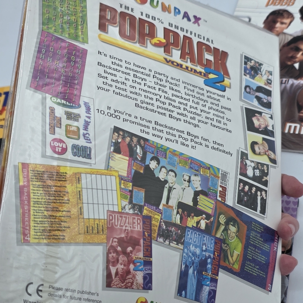 Vintage Backstreet Boys Memorabilia Books & Necklace Bundle - Picture 15 of 15